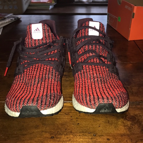 Ultraboost 4.0 “Noble Red” - Picture 2 of 8